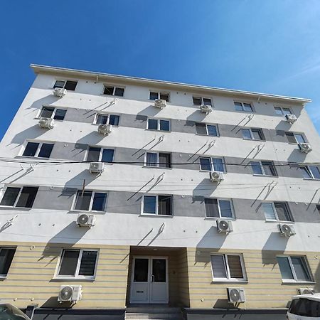 Nicolle Studio 2 Питешти Экстерьер фото