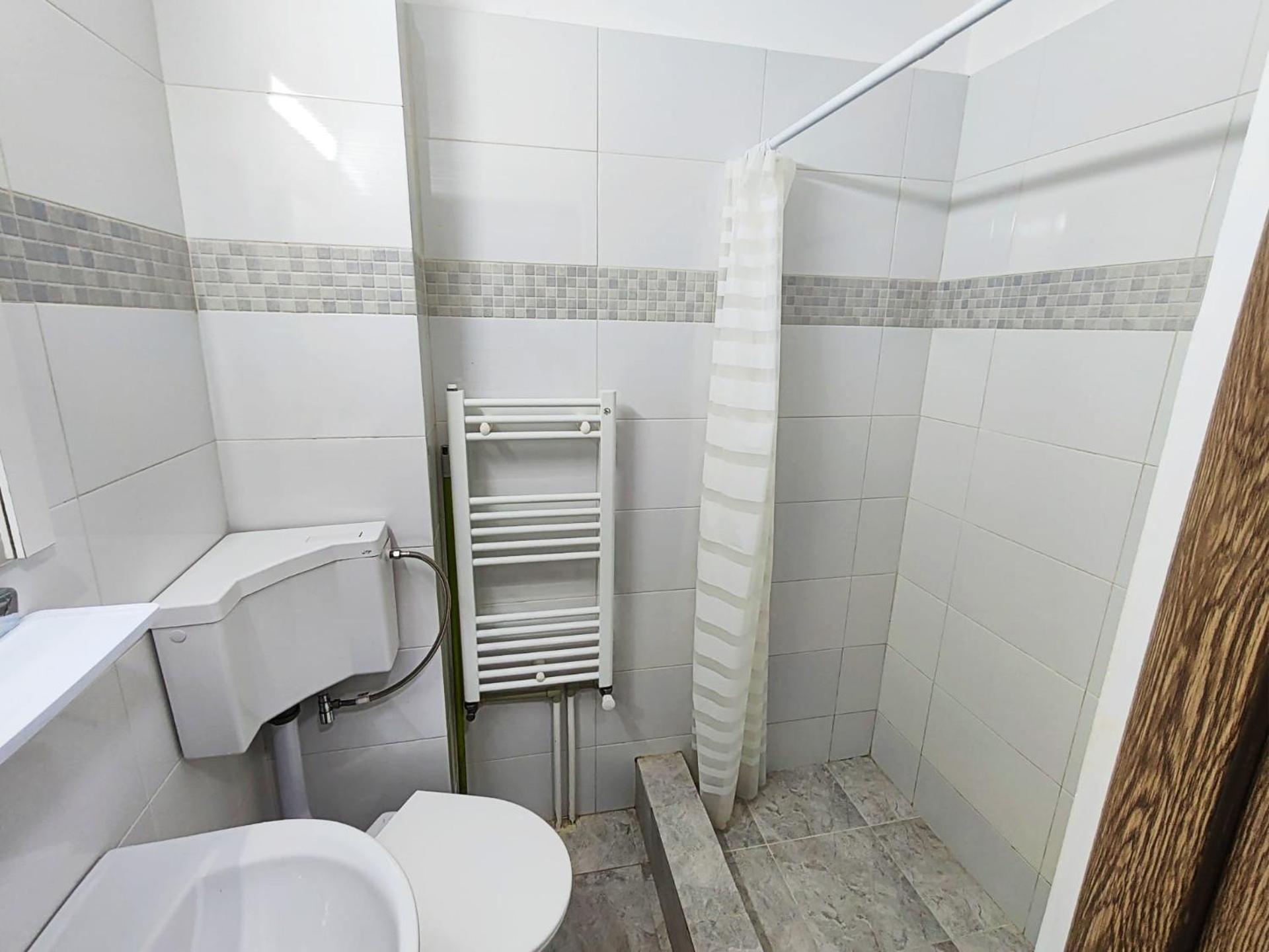Nicolle Studio 2 Питешти Экстерьер фото